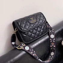 This years popular premium bag 2021 New Tide French niche cross-body mobile phone bag female summer atmosphere