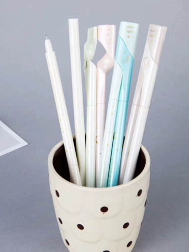 Ленивые люди копируют ручку, Дуйин, тот же интернет -канцелярский магазин знаменитостей, студенты с многофункциональной милой девушкой многофункциональный двойной написание пара пары, два филиала, два