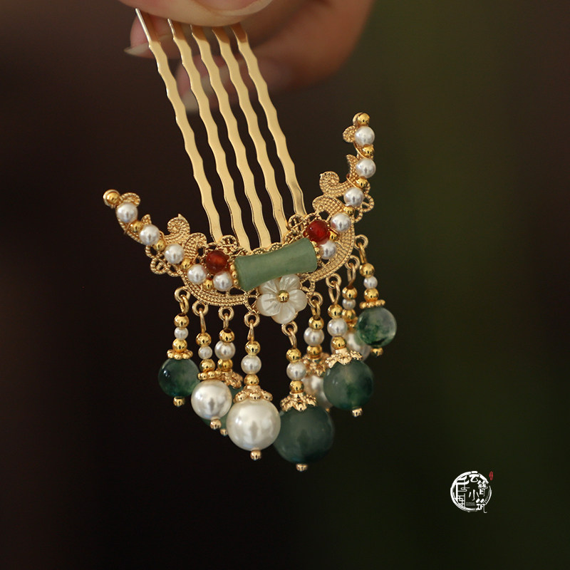 Hanfu hair accessories, including hair ornaments with tassels and seashells, Ming Dynasty style hair ornaments, pearl hair accessories, and Tang Dynasty style hair accessories for women.