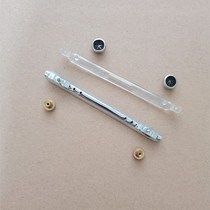 Collection to commemorate the age qualifications of one row and two rows of shelves