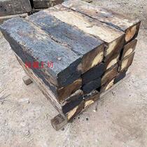 Old sleeper blocks solid wood bridges load-bearing wooden equipment crane outrigger pads second-hand railway track reinforcement manufacturers