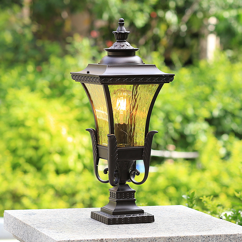 Outdoor column head lamp European-style waterproof villa garden gate door column American retro outdoor pillar Wall courtyard lamp