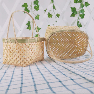 Bamboo Woven Small Hand-Held Basket for Strawberries and Mulberries, DIY Materials for Kindergarten Weaving, Flower Arra