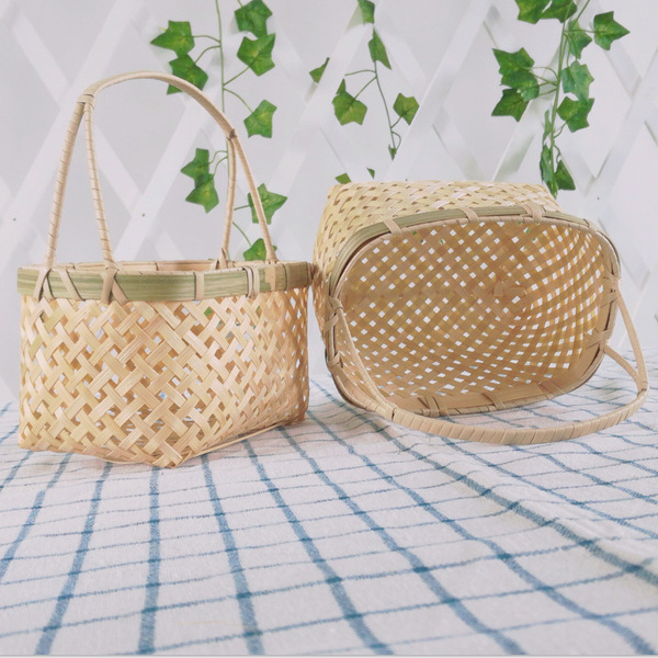 Bamboo Woven Small Hand-Held Basket for Strawberries and Mulberries, DIY Materials for Kindergarten Weaving, Flower Arrangement Decoration, Small Bamboo Basket
