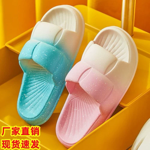 Нескользящое летнее звездное небо, слайдеры для влюбленных, тапочки подходит для мужчин и женщин на платформе, градиент, коллекция 2022, популярно в интернете, изысканный стиль