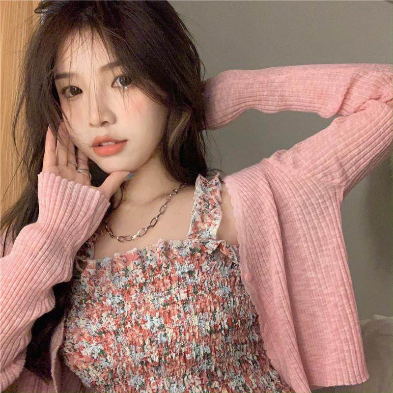 2021 new suit women's summer sunscreen knitted cardigan floral camisole sweet and gentle wind two-piece set