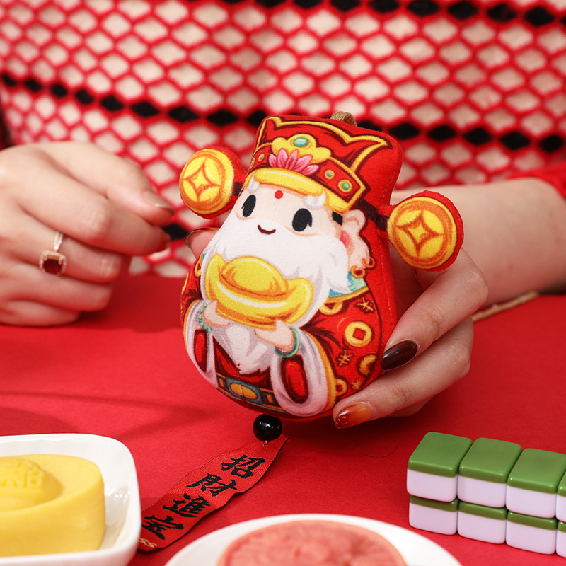 Oriental gift cute God of Wealth doll doll bag car pendant creative traditional Chinese medicine to taste sachet gift