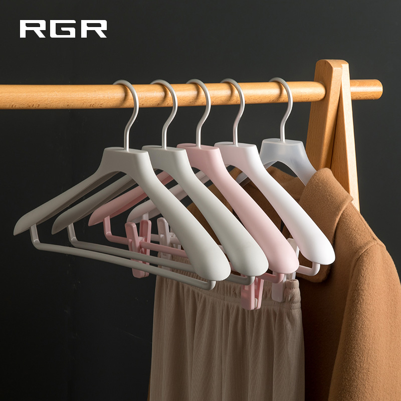 High-grade wide-shoulder hangers Household hanging clothespins Clothes hangers Wardrobe clothes support clothing store dedicated no trace can not afford the bag