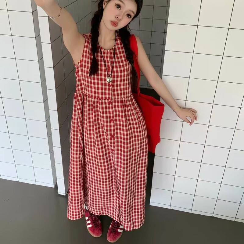 Japanese-Style High-End Plaid Slit Sleeveless Dress for Women, Tummy-Concealing, Slimming Tank Dress, Beautiful and Unique Long Dress with Elegant Temperament Japanese-Style High-End Plaid Slit Sleeveless Dress for Women, Tummy-Concealing, Slimming Tank Dress, Beautiful and Unique Long Dress with Elegant Temperament