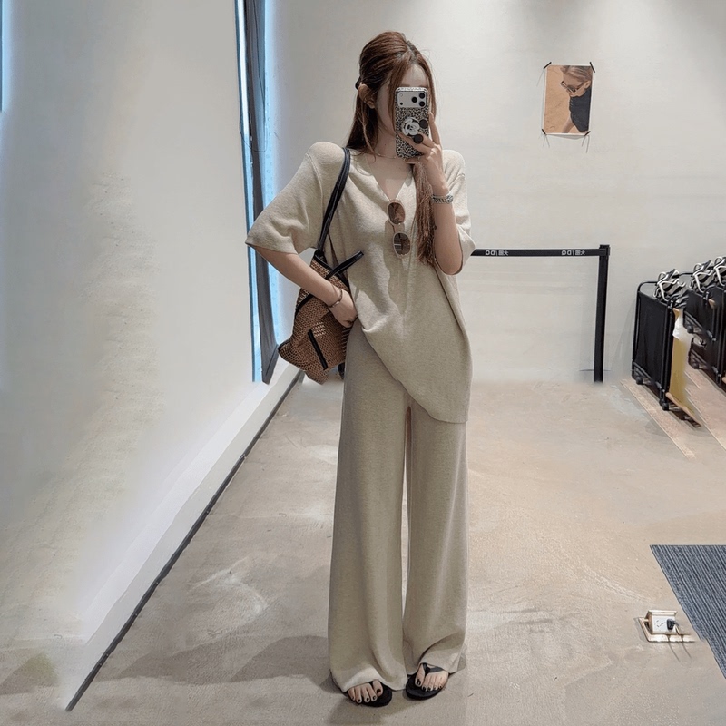 Waffle Knit Sweater Set for Women 2026 Spring and Summer New V-Neck Short-Sleeved Sweater Wide-Leg Casual Pants Two-Piece Set