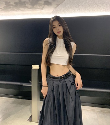 taobao agent White short mini-skirt, tank top, sexy jacket, tight