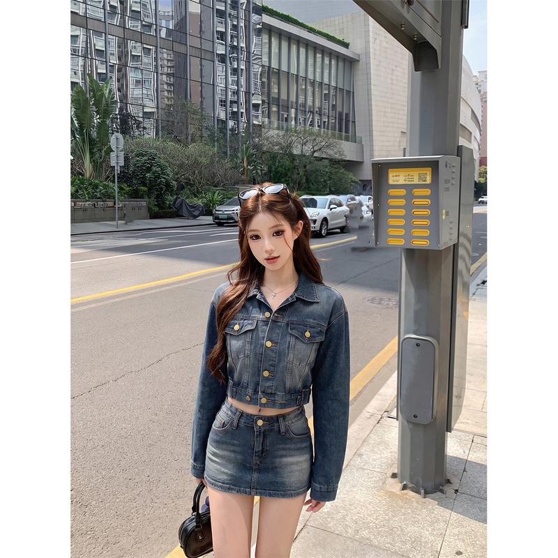 Washed Vintage Blue Denim Jacket for Women, Summer Outfit, Hong Kong Style Retro Suit, Skirt Pants, Short Skirt Two-Piece Set Washed Vintage Blue Denim Jacket for Women, Summer Outfit, Hong Kong Style Retro Suit, Skirt Pants, Short Skirt Two-Piece Set