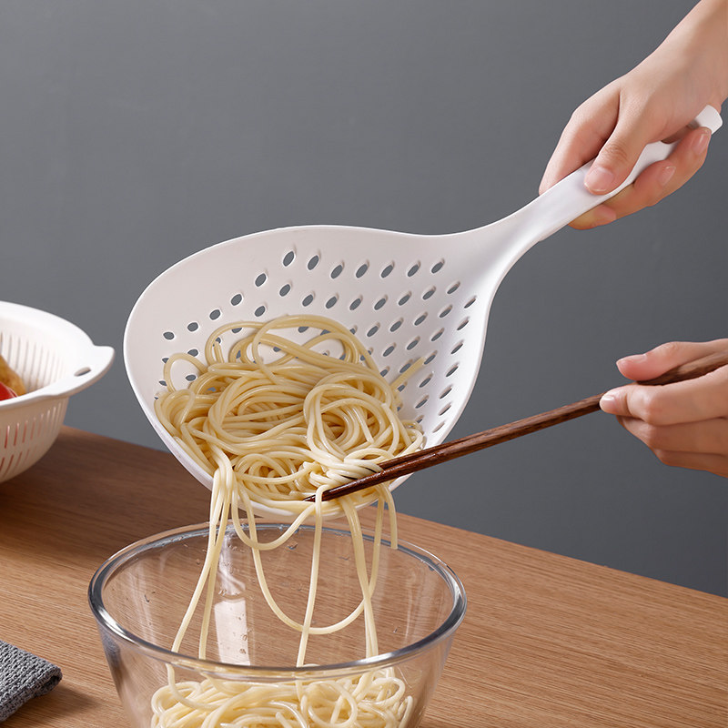 Japan Mix Noodles Big Leak Spoon Kitchen High Temperature Resistant Long Handle Cooking Noodles Drain Drain Net Household Water Dumplings Wonton Hedge