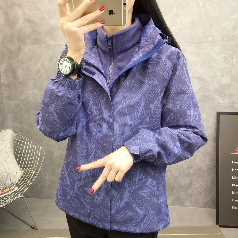 Stormtrooper women's fashion brand Korean three-in-one detachable velvet thickened windproof waterproof winter jacket mountaineering windbreaker