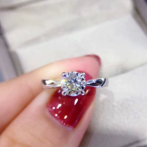 Ювелирное украшение, платиновое обручальное кольцо, золото 18 карат, 1 карат