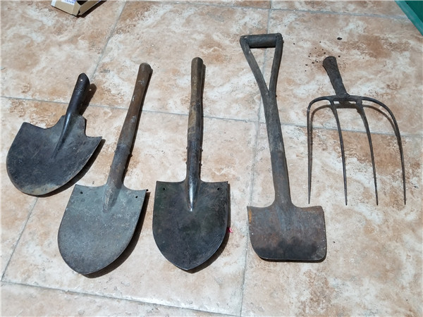 Old iron cottage shovel