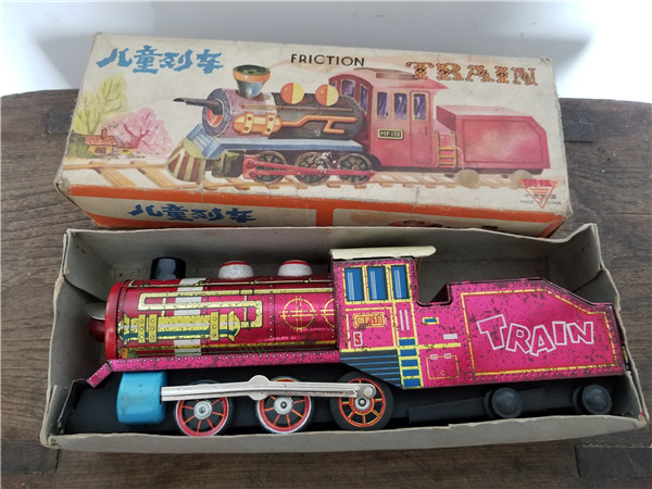 The old toy Tin Toy toy locomotive 5