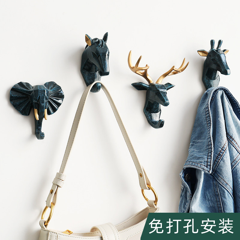 Creative deer horn hooked to the door closed after the key wall hanging the wall with the hook decorated cloak hook