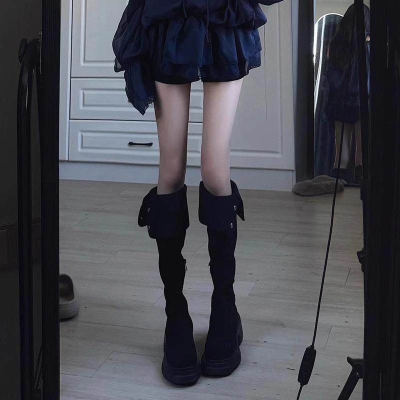 Черные высокие сапоги; новые осенне-зимние женские сапоги выше колена на толстой подошве; замшевые высокие сапоги; рыцарские сапоги на высоком каблуке; тонкие сапоги-двойки