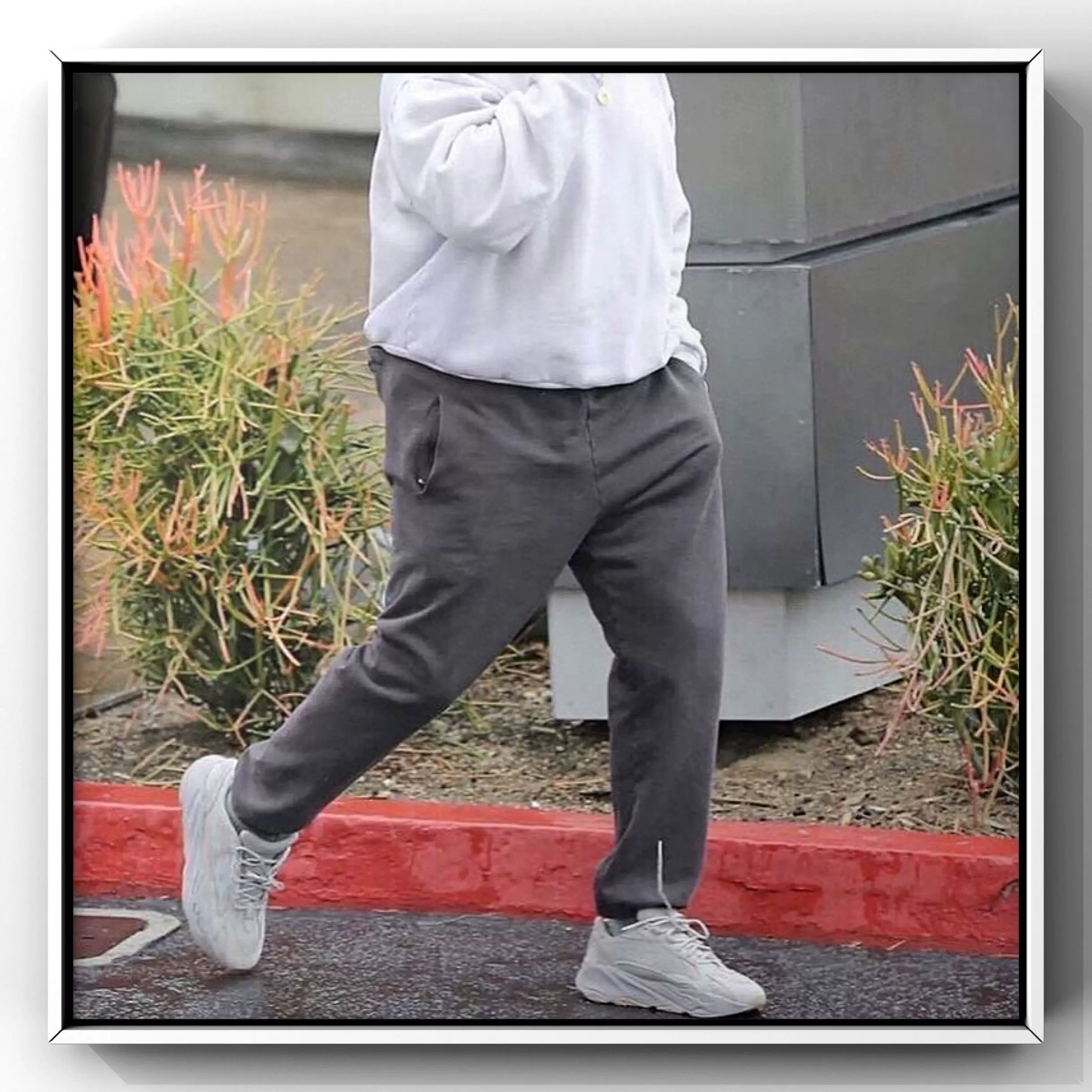[yeezy season6 kanye спортивные штаны KANYE]
