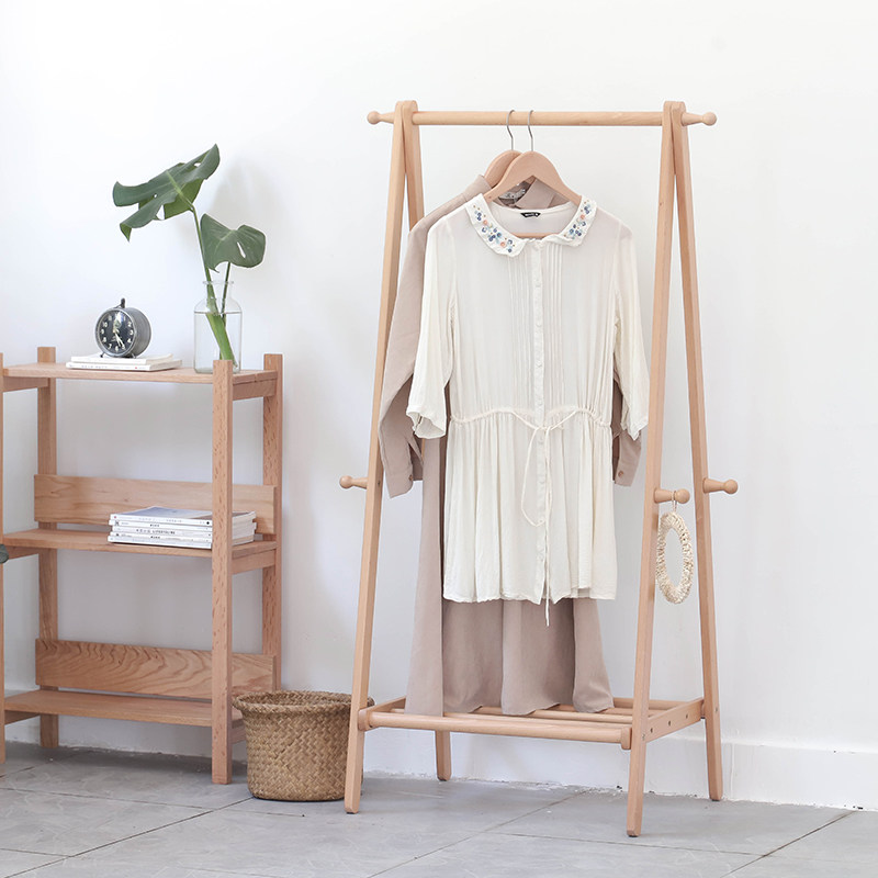 Coat rack Floor-to-ceiling bedroom Nordic solid wood clothes rack Simple household simple modern Japanese wooden hanger