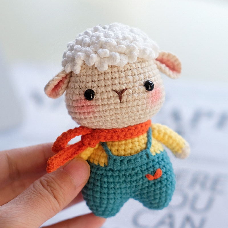 Twelve Zodiac Sheep Animal hand keychain tip wire woven milk cotton material bag sunxia handle