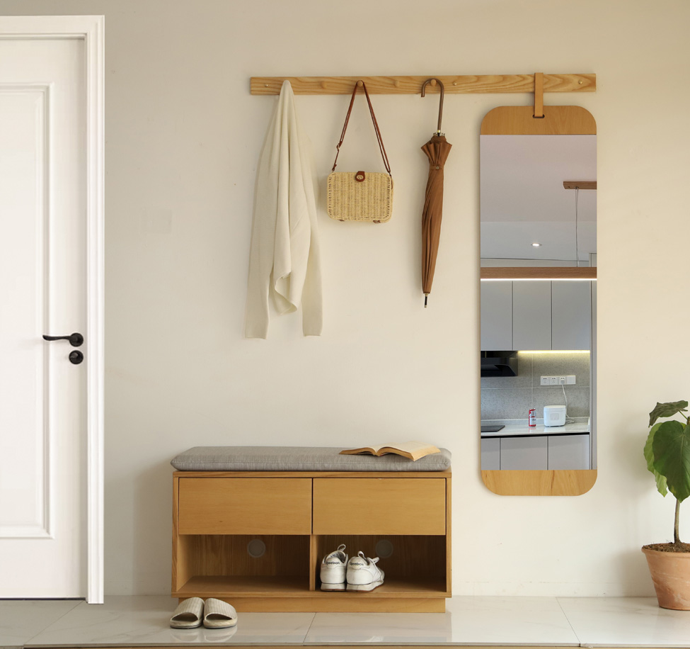 Small wood good Japanese porch shoe stool custom solid wood coat hook audition mirror Nordic wind ins full-body mirror