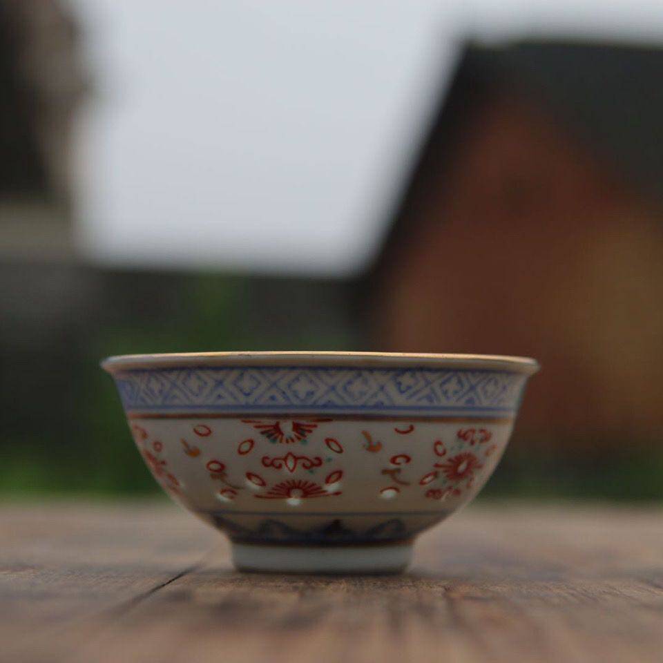 Jingdezhen Inventory Porcelain Top Ten Porcelain Factory Ceramic Blue and White Linglong Cup Retro Kung Fu Pu'er Tea Cup Bowl Plus Color