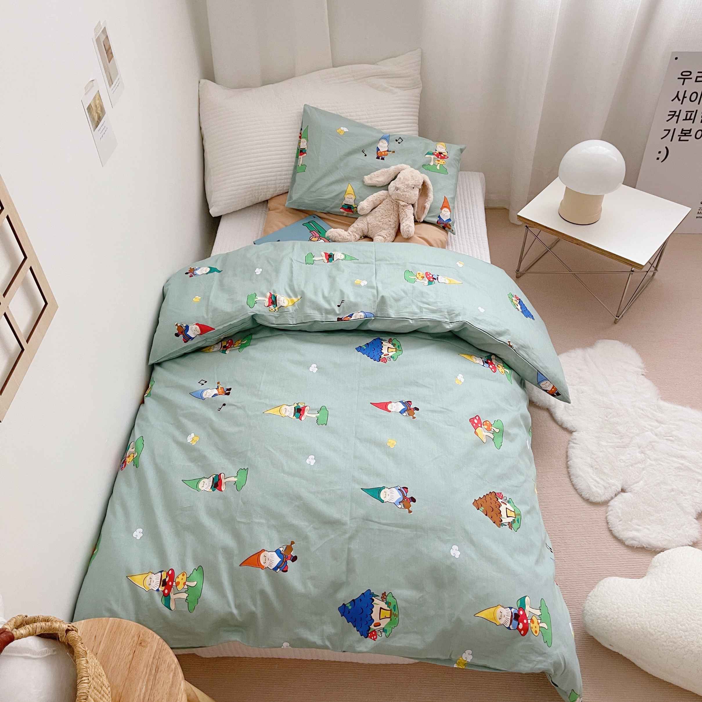 Kindergarten three-piece set of cotton children's nap special quilt six-piece set with core quilt into the garden baby bedding