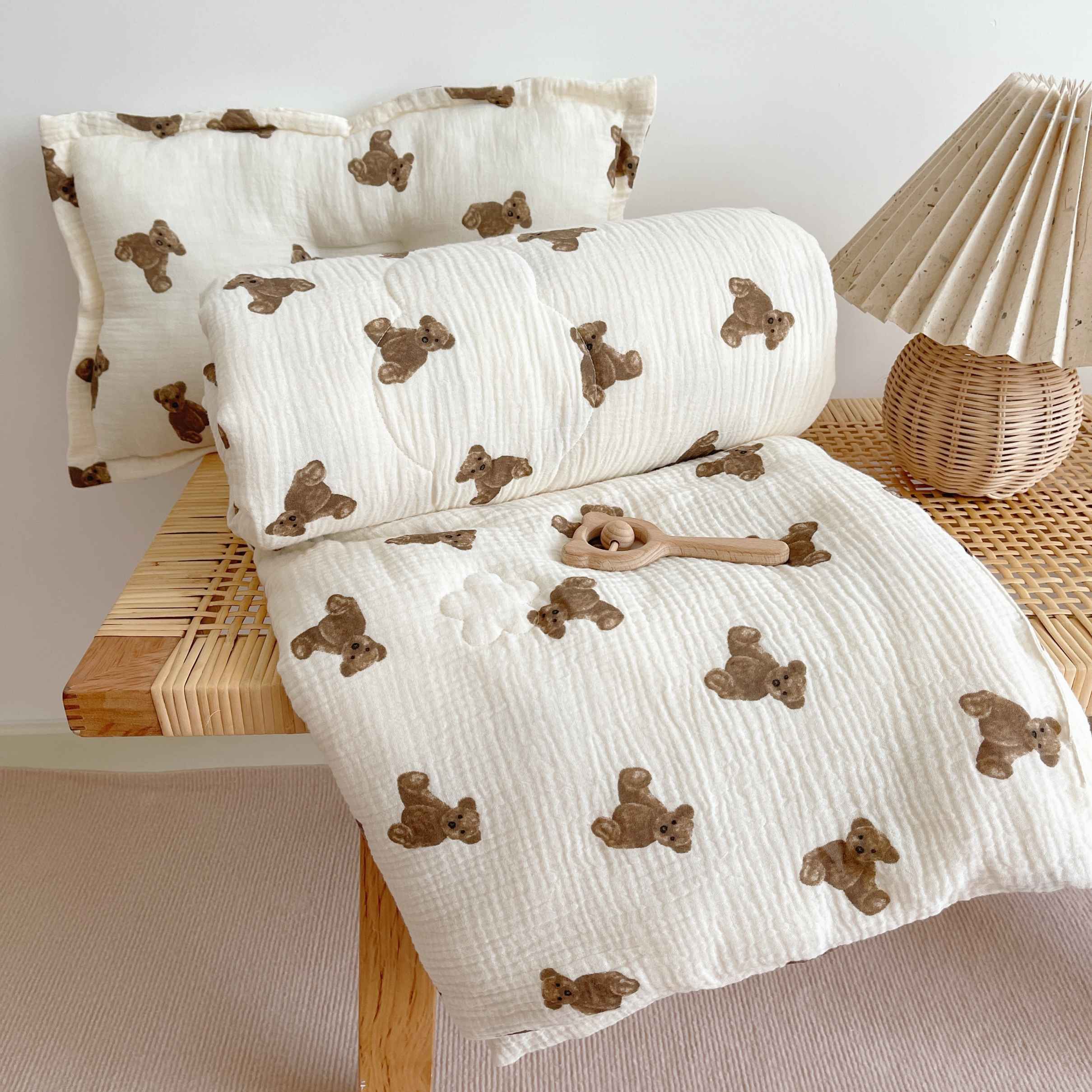 South Korea bear double-layer gauze summer cool quilt baby soybean quilt cotton children's kindergarten small quilt single cover quilt thin