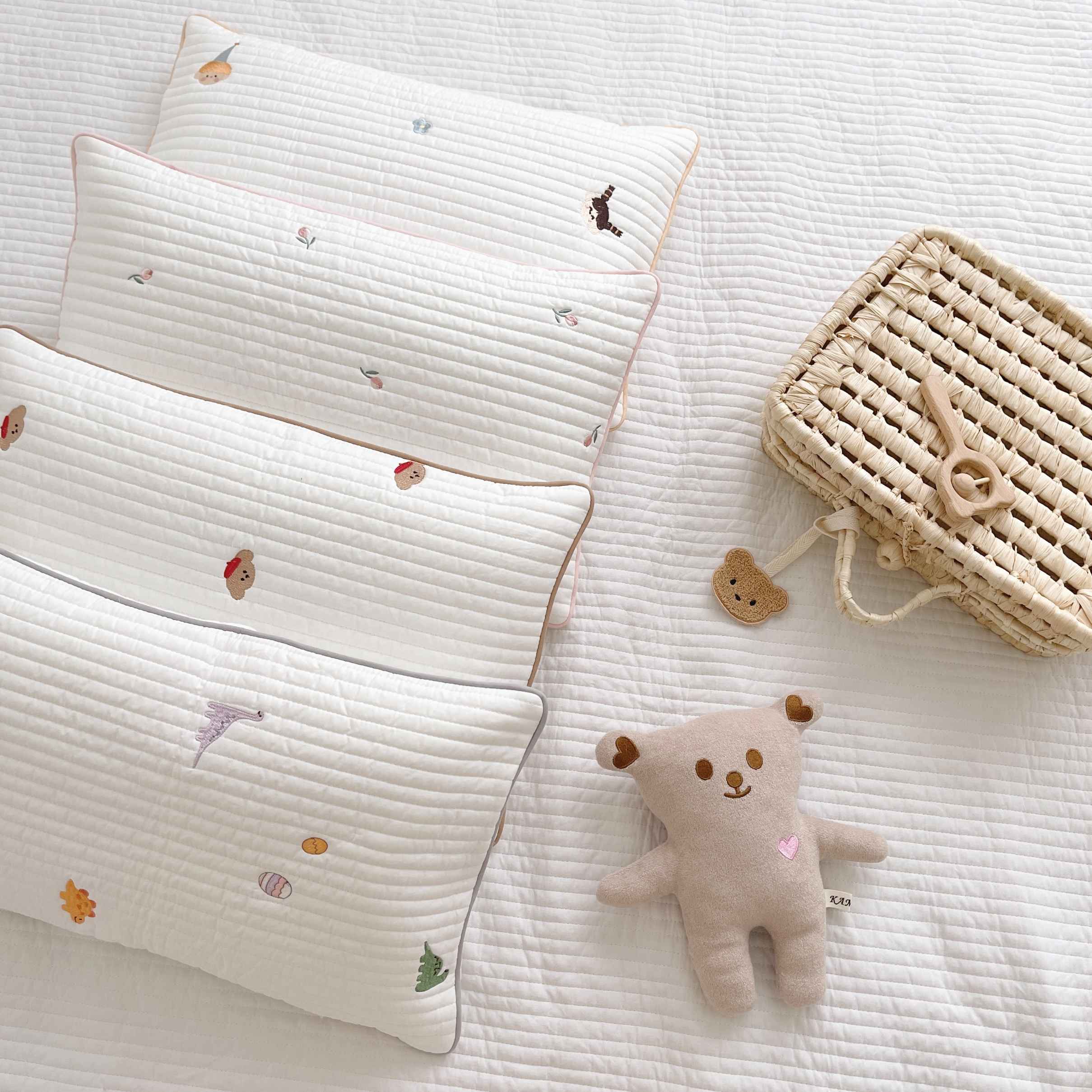 Pure cotton pillowcase 30*50 thickened children's pillowcase Korean quilted quilted quilted cartoon pillow core cover 48*74 single pack