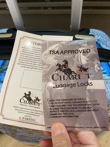 Багажный универсальный чемодан, 20 дюймов