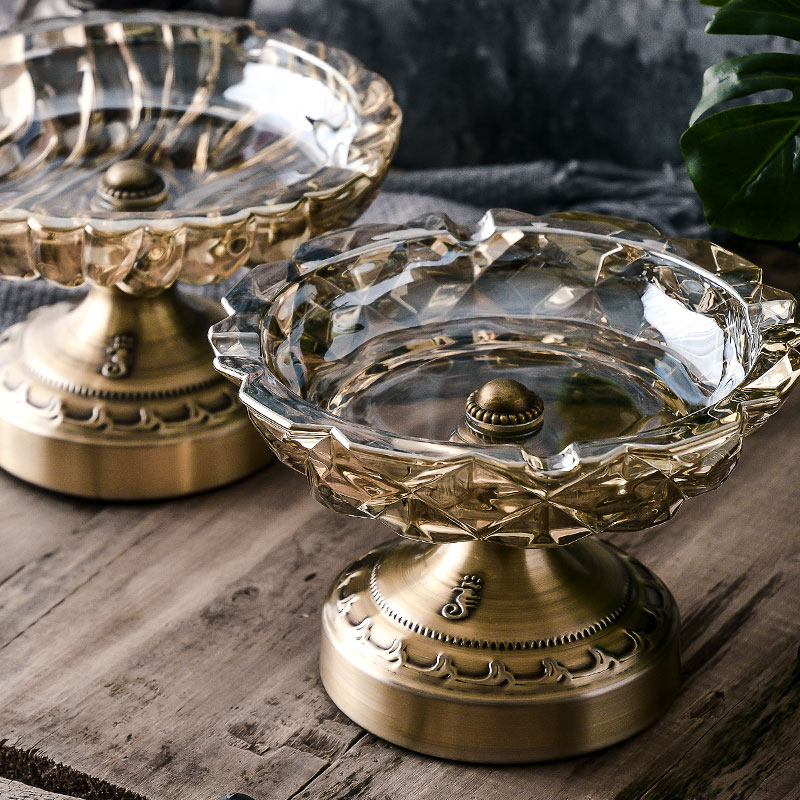 Retro Ashtray Nordic Creative Luxury Glass Atmosphere Upper Personality Decoration Simple Living Room Household Ashtray