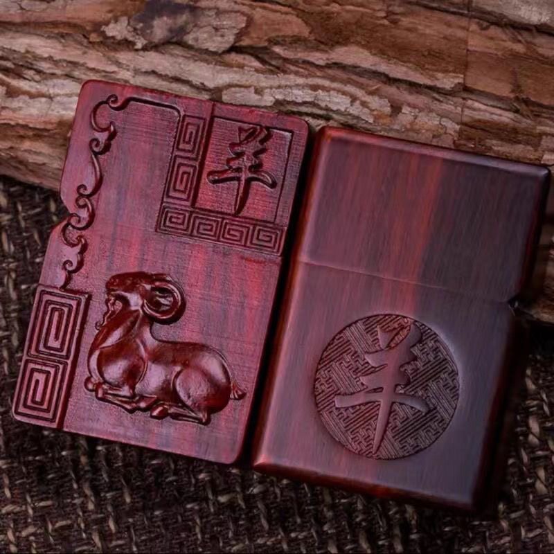 2026龙年送礼必选:小叶紫檀盘龙棍,什么让它如此高档?