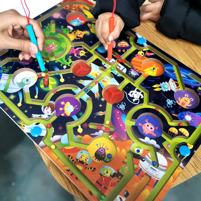 Magnetic pen maze toy walking beads children's intellectual development brain puzzle 3-year-old children's concentration training 4-6