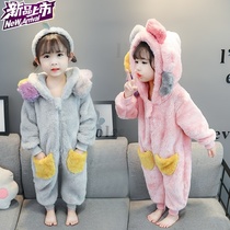  Childrens pajamas autumn coral flannel one-piece female anti-kick princess baby cute 2-year-old spring autumn and winter thickened