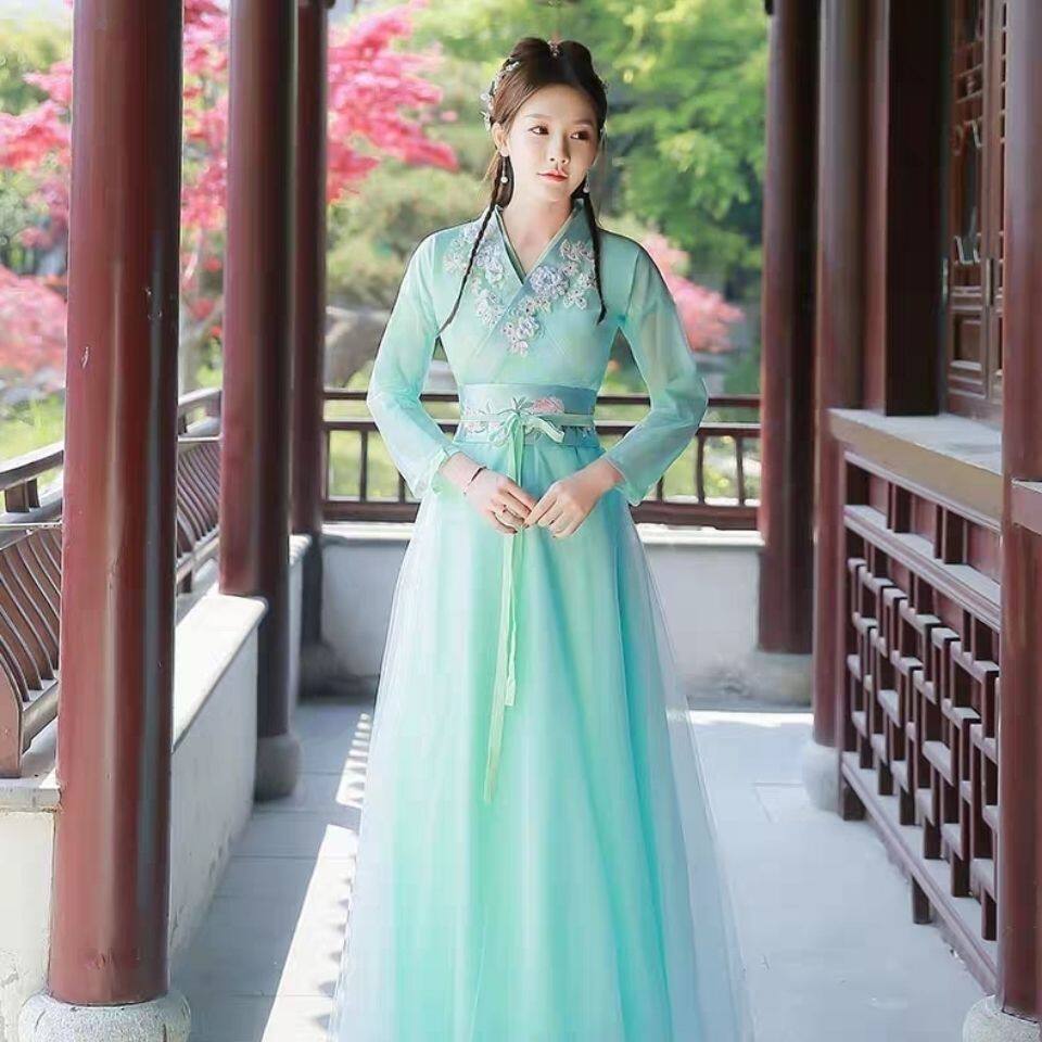 Small Hanfu female 150 ancient costume female Chinese style Hanfu female Wei Jin fairy ancient style fairy skirt cross-collar one-piece
