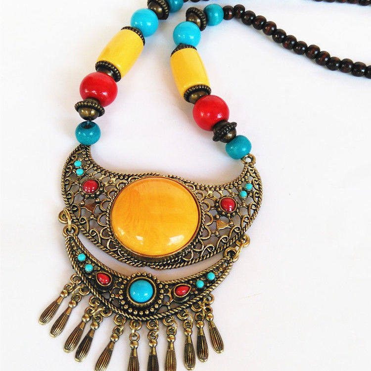 Tibetan headdress ethnic style retro necklace Tibetan headdress dance performance props female accessories wooden bead resin now