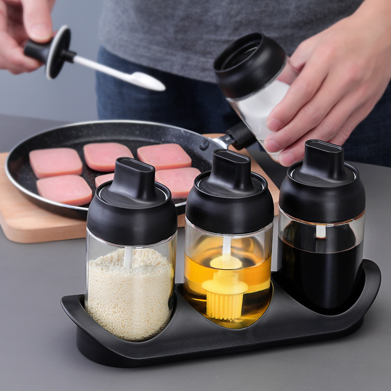 Kitchen Seasoning Jar with Spoon Cover Integrated Sauce Bottle Home Glass Seasoned Box Chicken Essence gourmet Salt Jar
