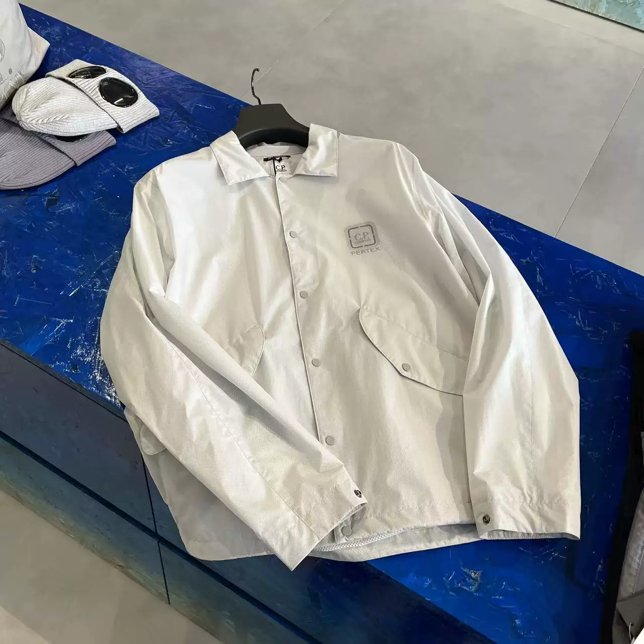 Cp company same style for men and women, multi-color selection, pretex fabric jacket, non-returnable