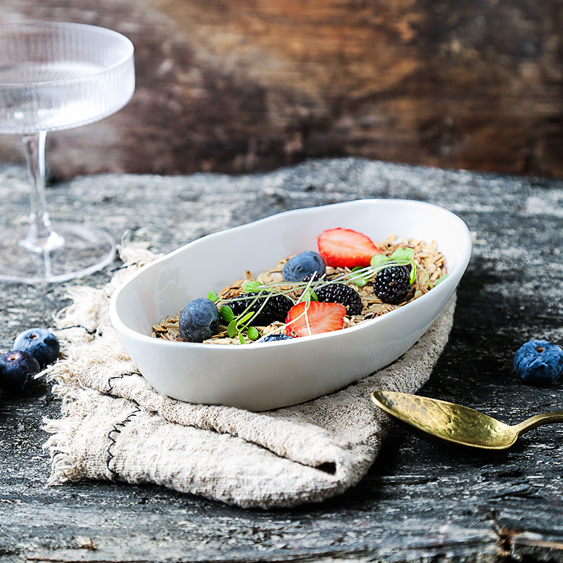 Nordic white ceramic oval for FanPan household cheese plate tableware pan deep cold dishes soup plate characteristics