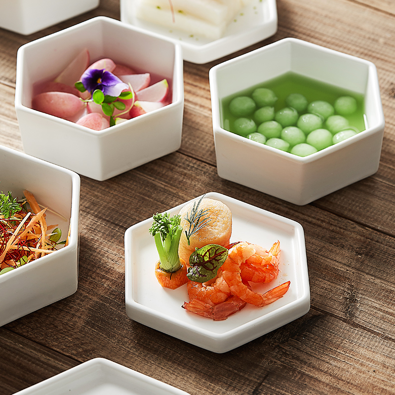 Creative Japanese ceramics irregular sauce dish the hotel restaurant food cold food cold dish plate tableware artistic conception