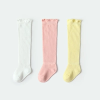 Белый, розовый, желтый, осенний