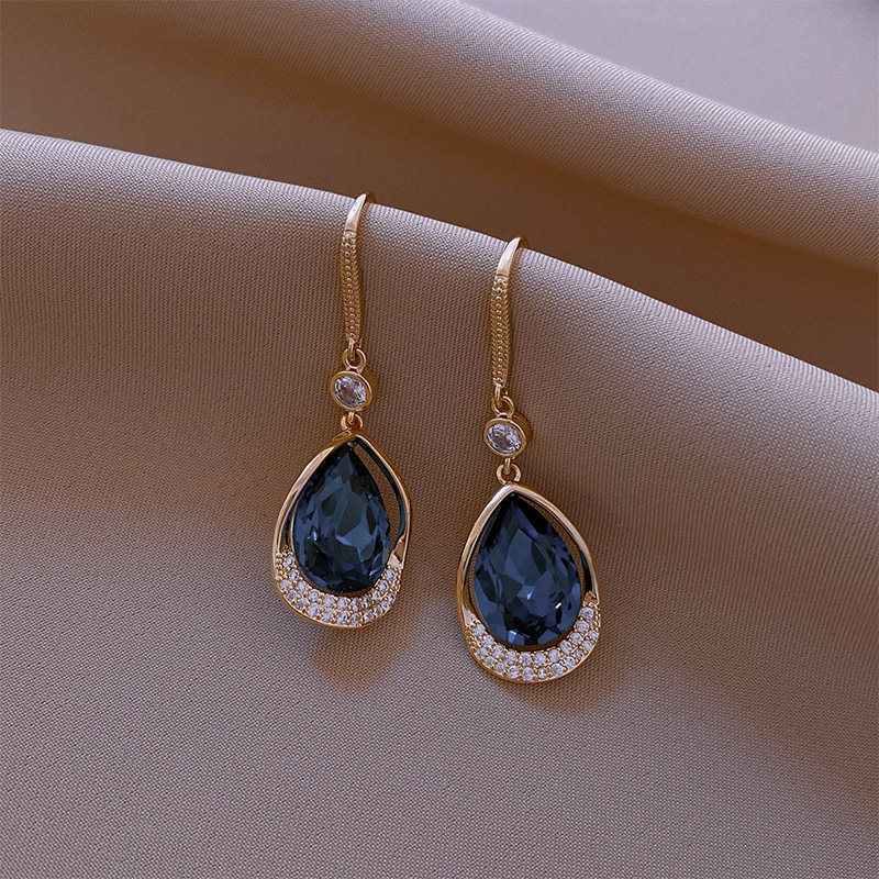 Earrings 2021 New Wave Advanced Sensation Light Lavish Temperament Earrings South Korea Nets Red Retro Design Blue Earrings