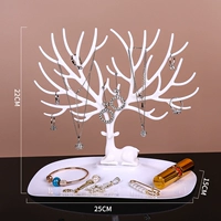 Большие белые серьги, аксессуар