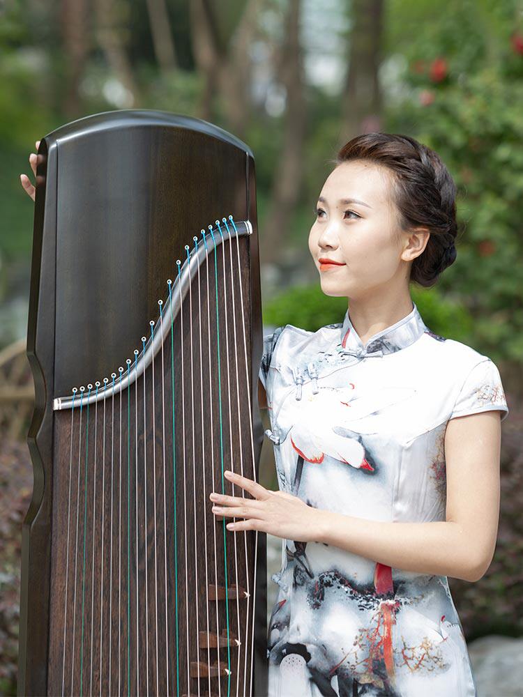 Yangzhou Yarun specialized in teaching Namwood Guzhen Fuxi Su Face Solid Wood Collection beginners grade 10