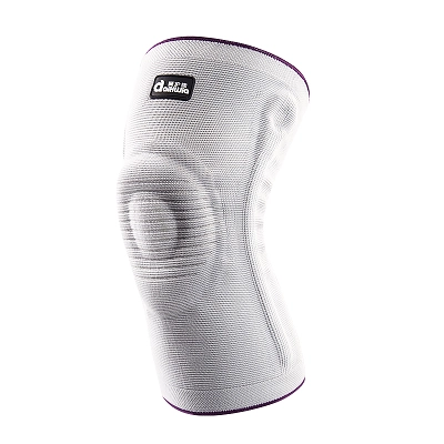 Полудня для получения травмы на коленные суставы