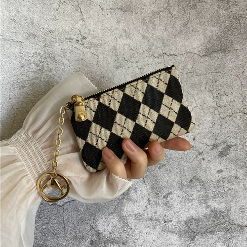 Супер популярная в этом году в ретро -бриллиантовой сумке