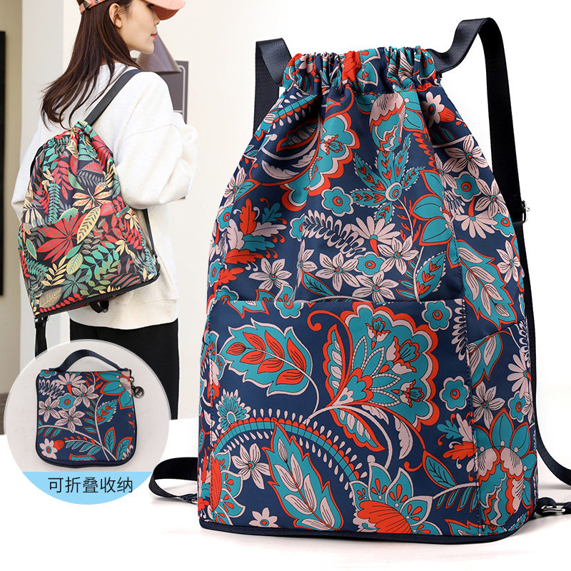 折りたたみ式トラベルバッグ、巾着付き、軽量で使いやすい巾着バックパック（男女兼用）、大容量スポーツ＆フィットネスバッグ。