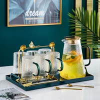 Зеленые кишки 6 стаканов, 1 горшок, 1 горшок, 6 ложки, 2 бабочки (большая золотая рама) Генеральная сумка